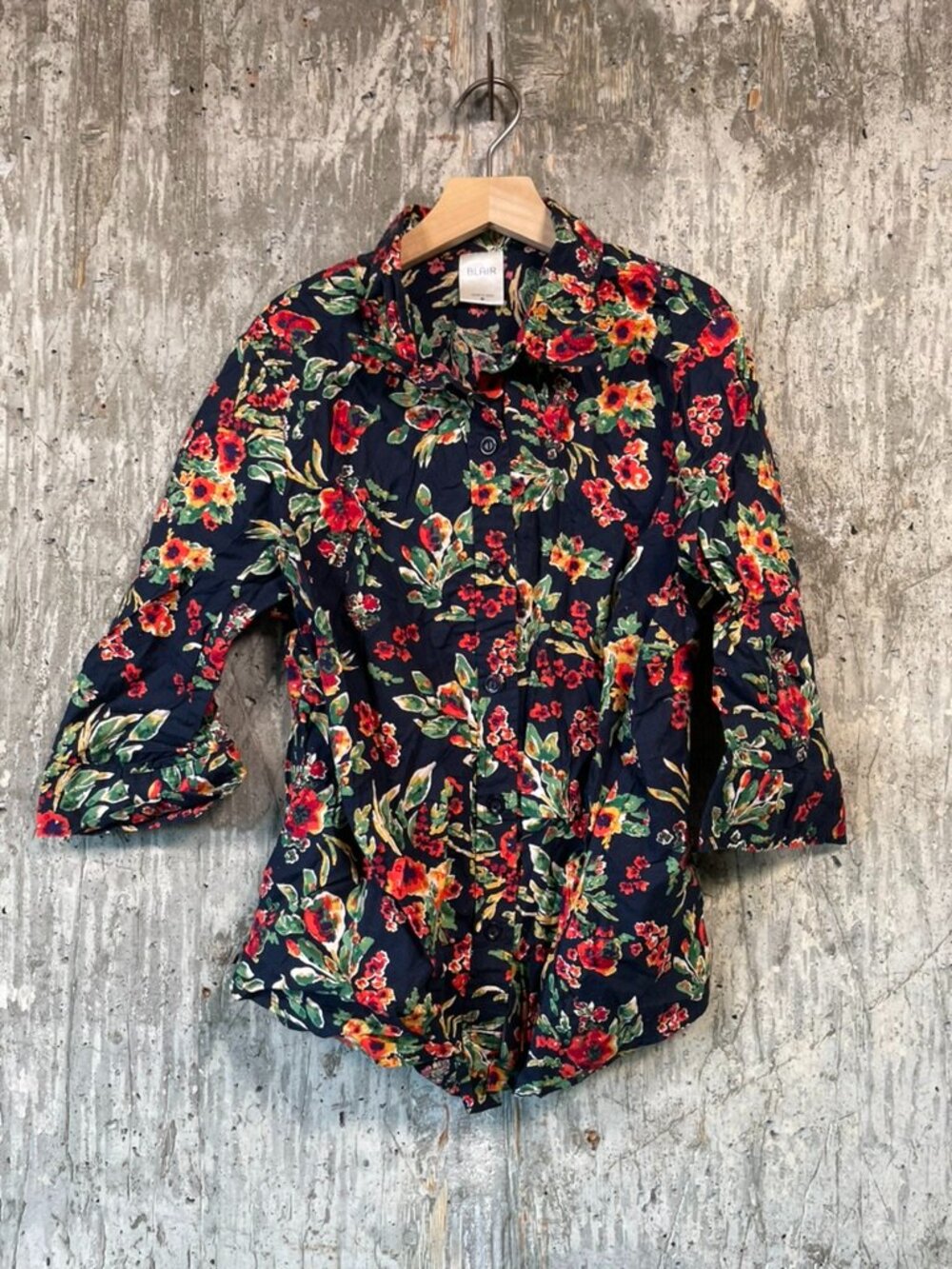 BLAIR Women's Floral Print Button Front Shirt Size M